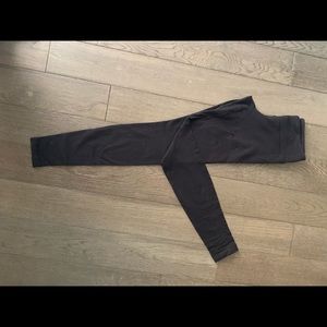 Black Lululemon Tights